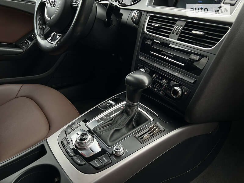 Универсал Audi A4 2014 в Киеве
