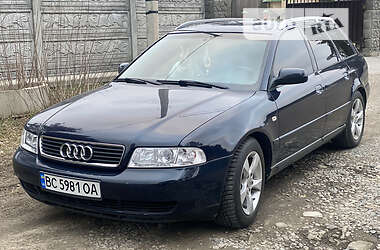 Універсал Audi A4 1999 в Новояворівську