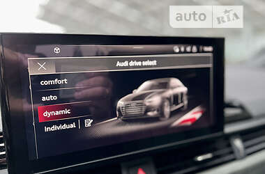 Седан Audi A4 2021 в 