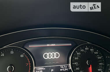 Седан Audi A4 2021 в 