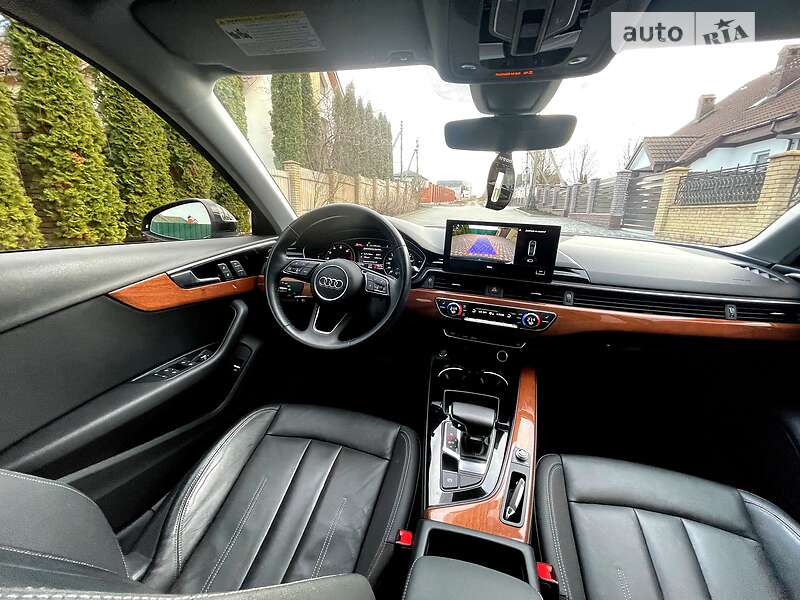 Седан Audi A4 2019 в Хмельницькому