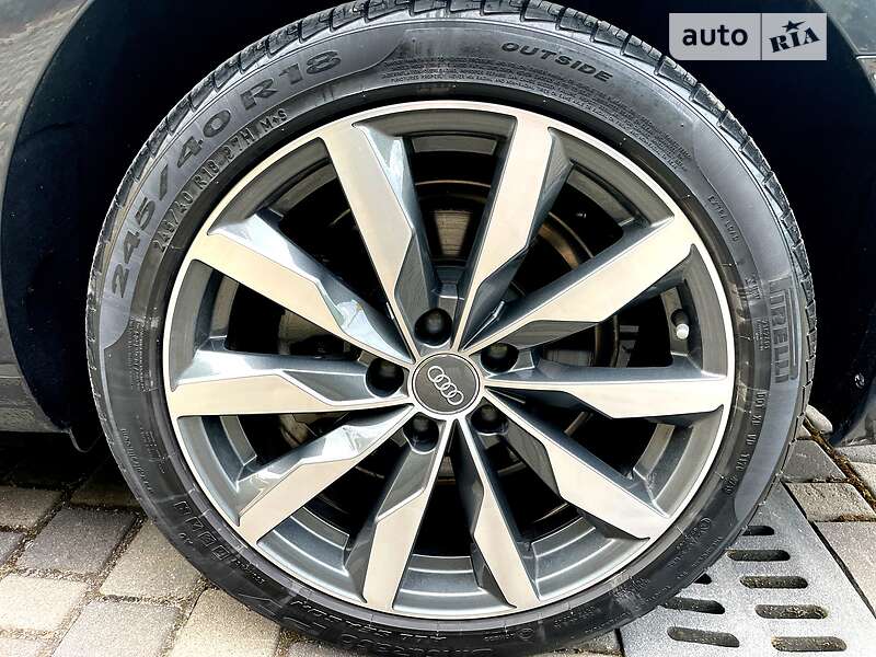Седан Audi A4 2019 в Хмельницькому