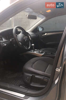 Универсал Audi A4 2012 в 