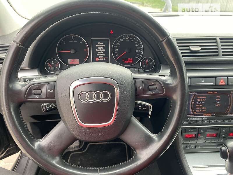 Седан Audi A4 2006 в Луцке