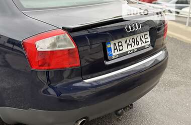 Седан Audi A4 2003 в 