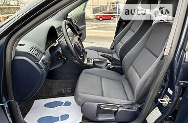 Седан Audi A4 2003 в 