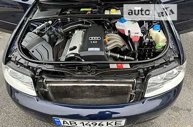 Седан Audi A4 2003 в 