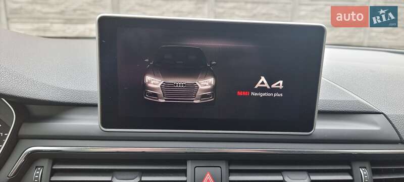 Седан Audi A4 2016 в Киеве