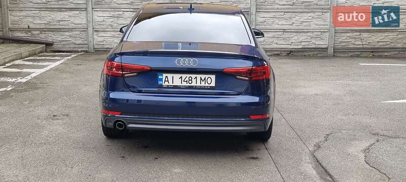 Седан Audi A4 2016 в Киеве