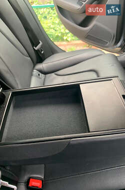 Седан Audi A4 2012 в 