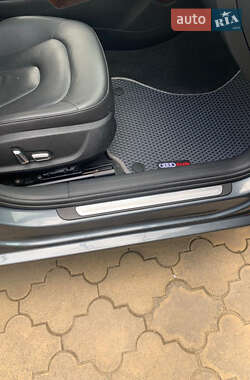 Седан Audi A4 2012 в 