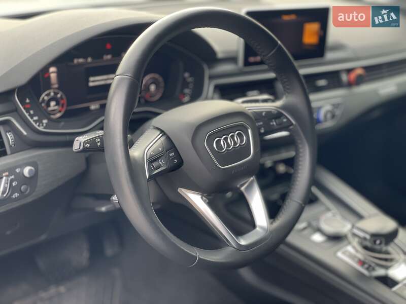 Универсал Audi A4 2019 в Житомире