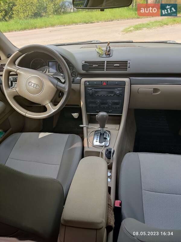 Седан Audi A4 2005 в Чернігові
