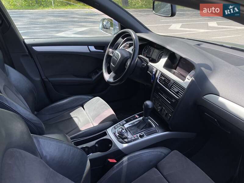 Седан Audi A4 2010 в Виннице