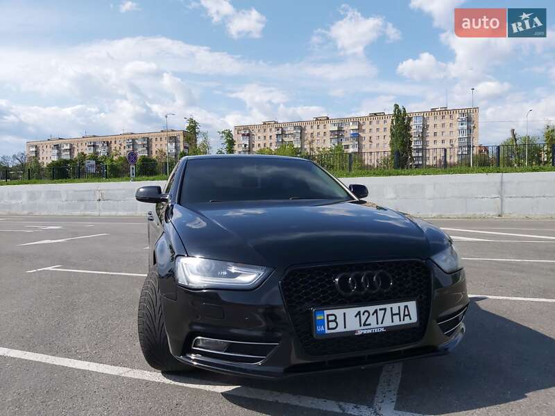 Седан Audi A4 2013 в Полтаве