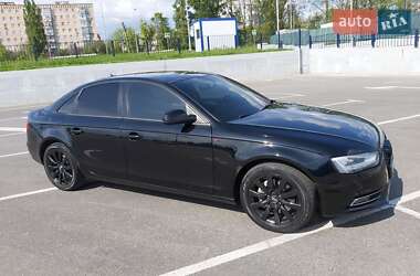 Седан Audi A4 2013 в 