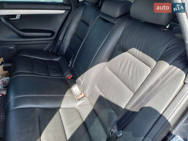Седан Audi A4 2003 в Балте