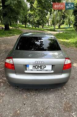 Седан Audi A4 2001 в Сумах