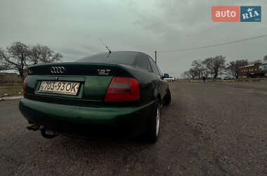 Седан Audi A4 1997 в Белгороде-Днестровском