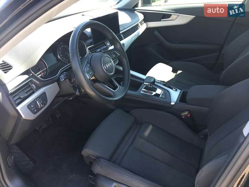 Универсал Audi A4 2019 в Ивано-Франковске