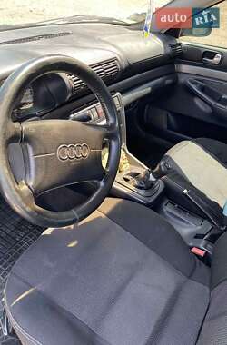 Седан Audi A4 1997 в Одессе