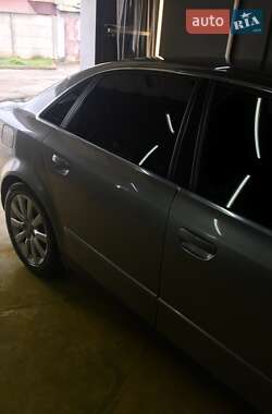 Седан Audi A4 2001 в Днепре