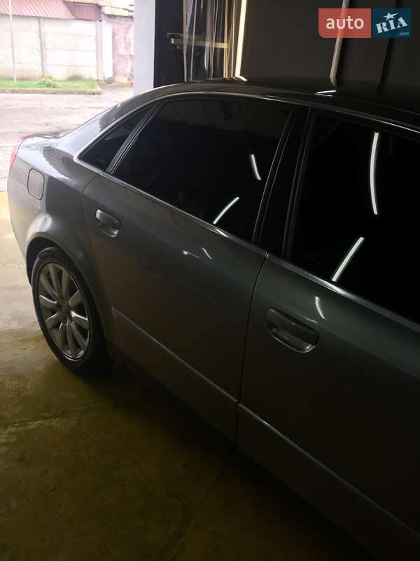 Седан Audi A4 2001 в Дніпрі