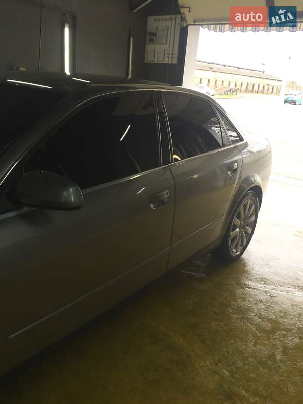 Седан Audi A4 2001 в Днепре