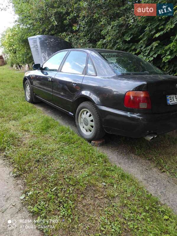 Седан Audi A4 1996 в Хмельницком