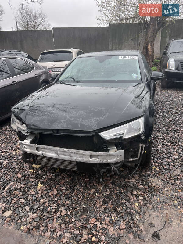 Седан Audi A4 2016 в Киеве