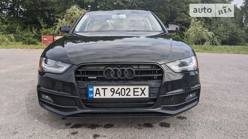 Седан Audi A4 2013 в Тлумачі