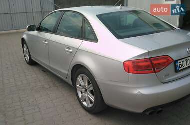 Седан Audi A4 2010 в Львове