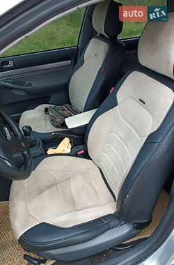 Седан Audi A4 1998 в Любешове