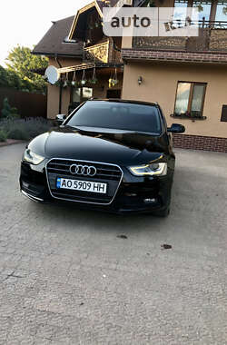 Универсал Audi A4 2013 в 