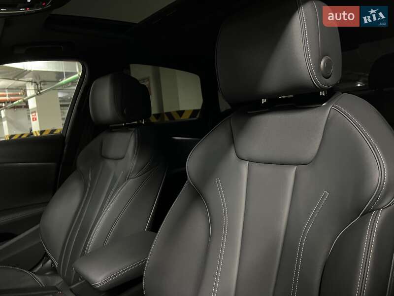 Седан Audi A4 2022 в Києві