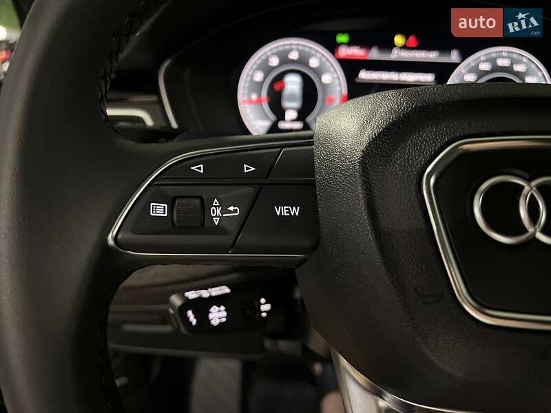 Седан Audi A4 2022 в Києві
