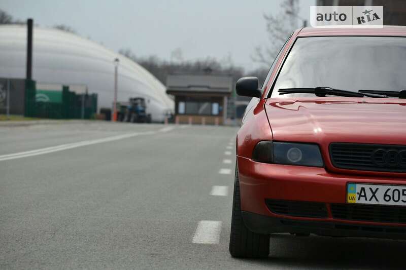 Седан Audi A4 1995 в Луцке фото 4 Седан Audi A4 1995 в Луцке
