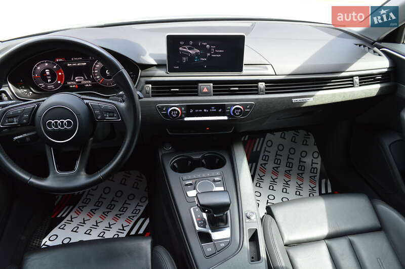 Седан Audi A4 2018 в Львове