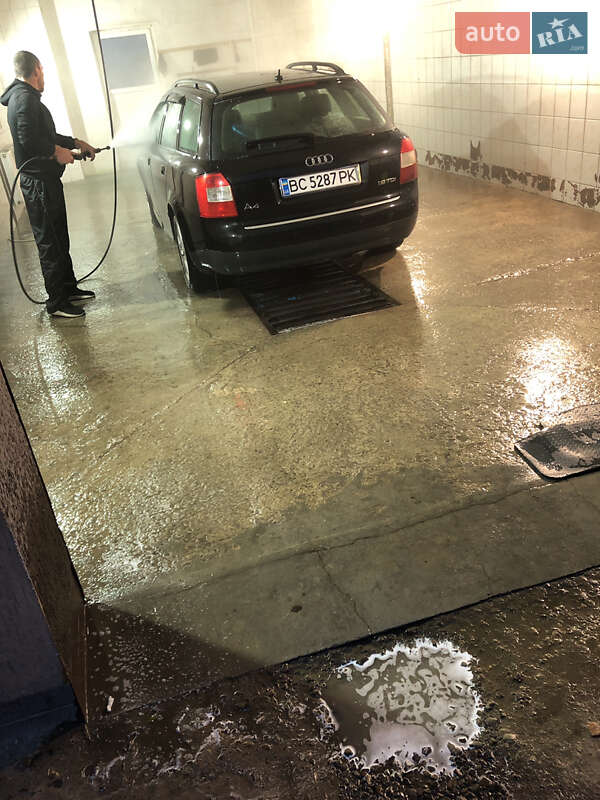 Универсал Audi A4 2003 в Львове