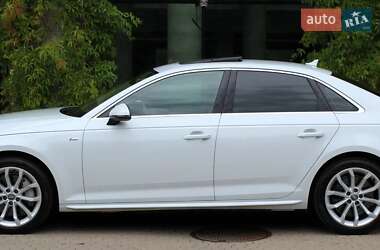 Седан Audi A4 2019 в 