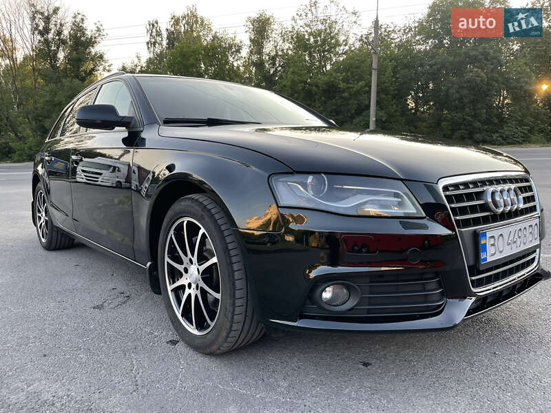 Універсал Audi A4 2010 в Тернополі