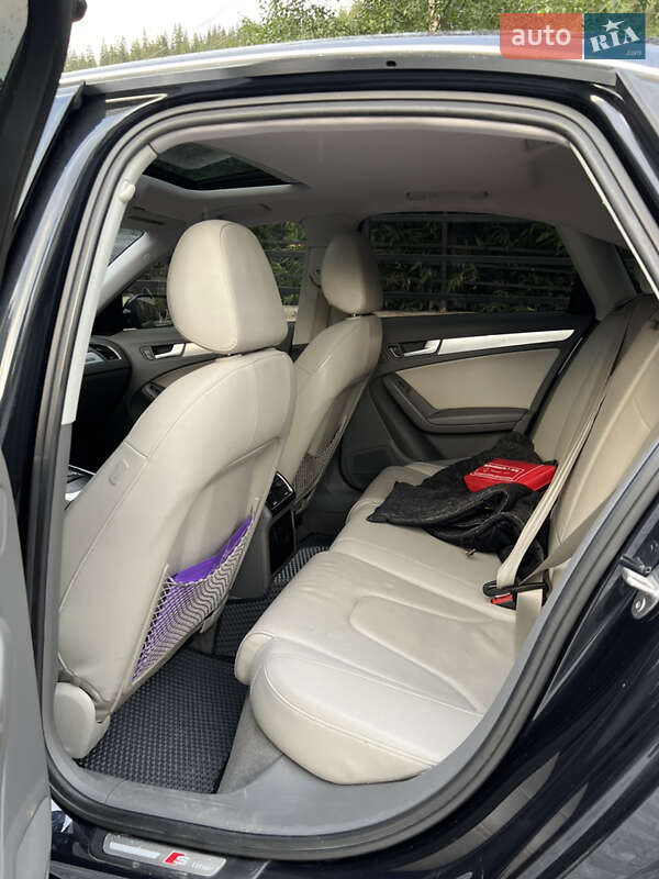 Седан Audi A4 2012 в Яремчі