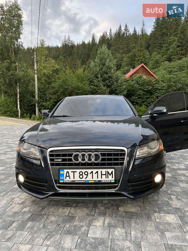 Седан Audi A4 2012 в Яремчі