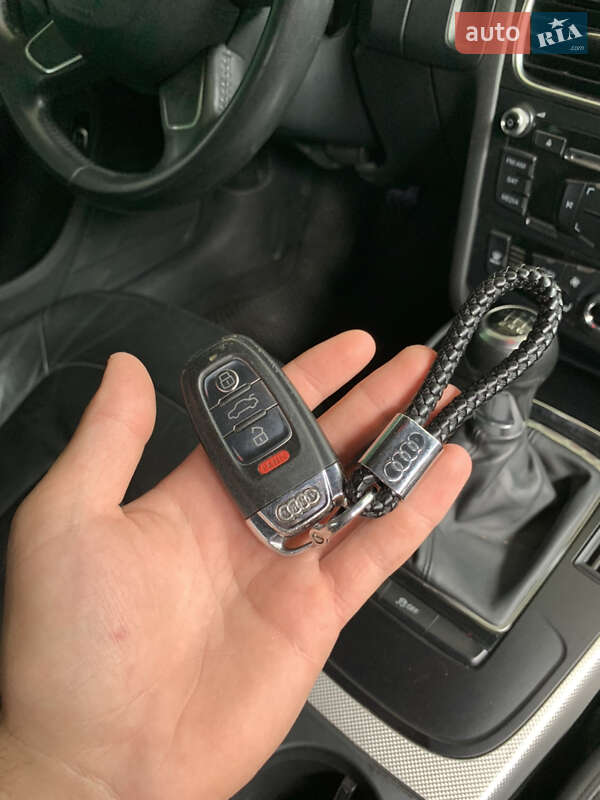 Седан Audi A4 2012 в Гайвороне