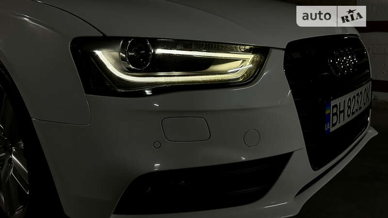Седан Audi A4 2013 в Одессе