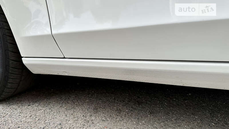 Седан Audi A4 2013 в Одессе