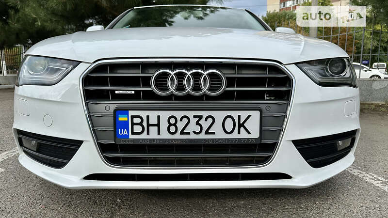 Седан Audi A4 2013 в Одессе