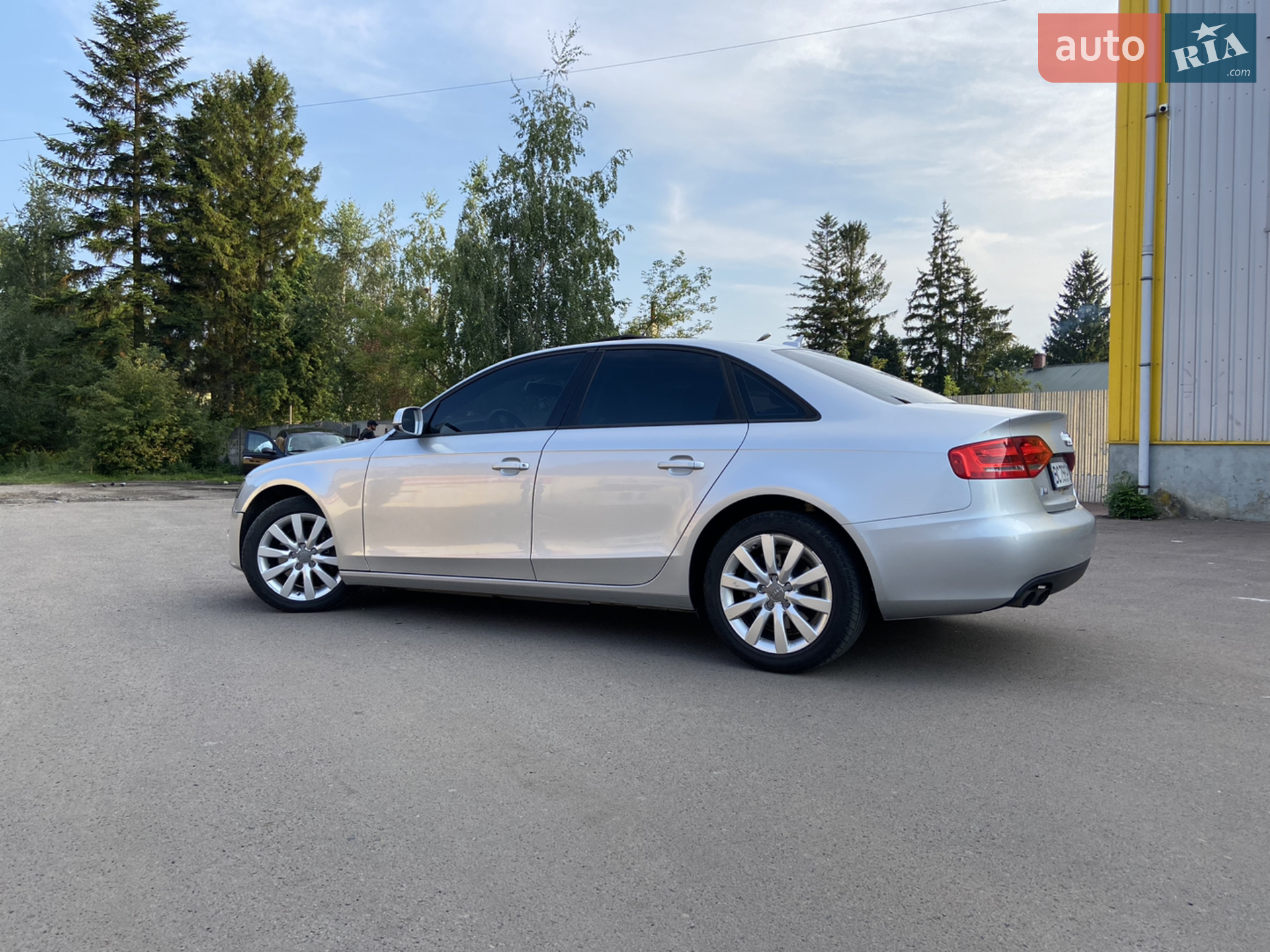 2011 Audi A4 - мініатюра 9