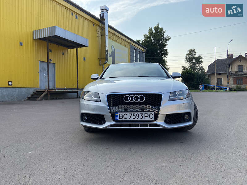 Седан Audi A4 2011 в Самборе
