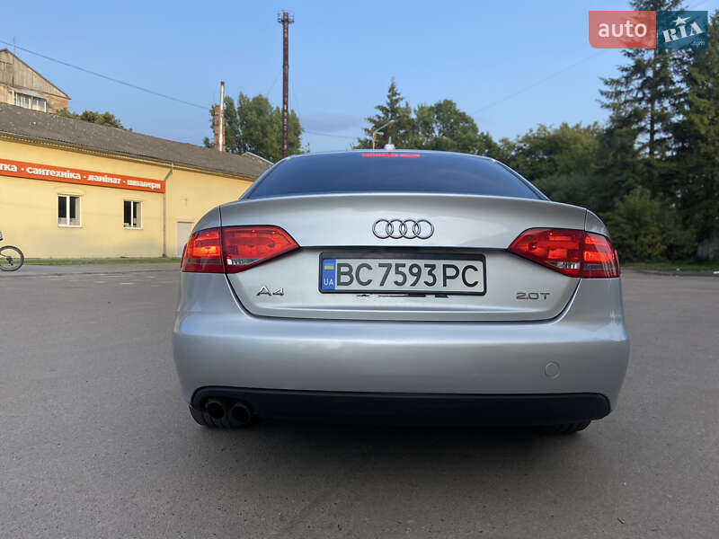Седан Audi A4 2011 в Самборе